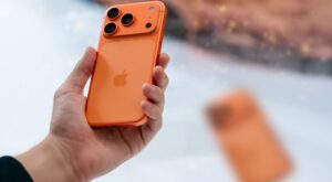iPhone 17
